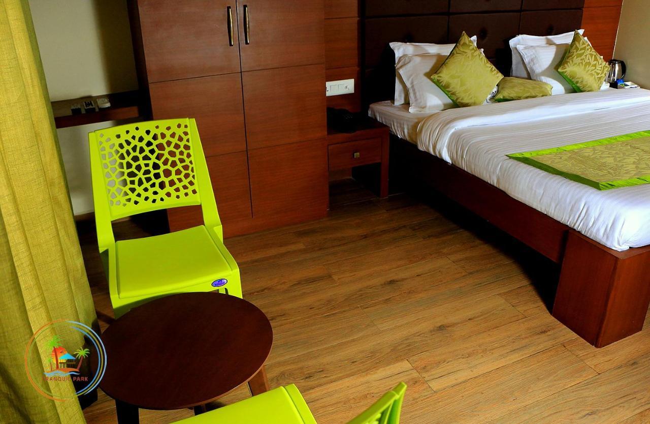 Hotel Tranquil Park Puduččéri Exteriér fotografie